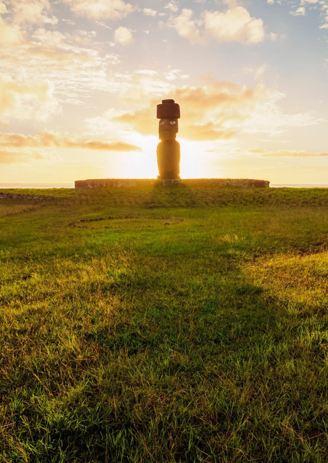 moai-on-easter-island-chile-2023-11-27-05-18-36-utc-scaled-1.jpg
